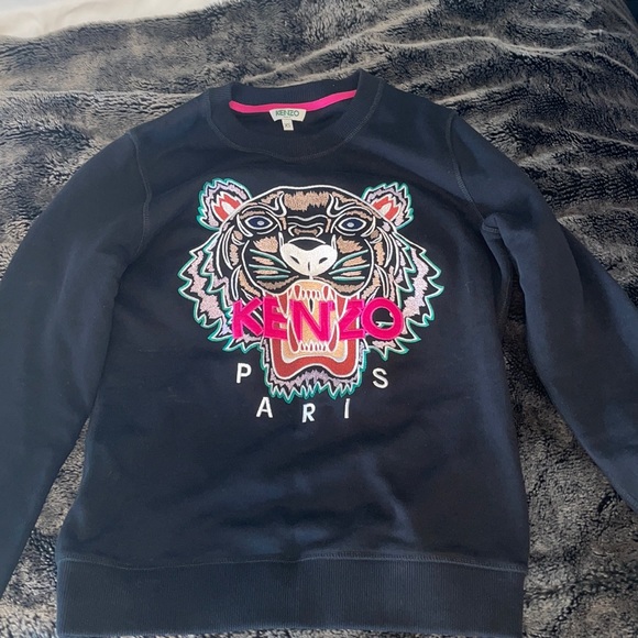 Excellent condition, only worn once come on Kenzo authentic